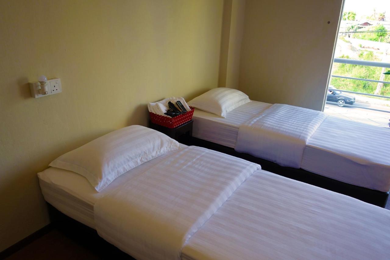 Ae Semporna Guesthouse 极潜旅店 Esterno foto