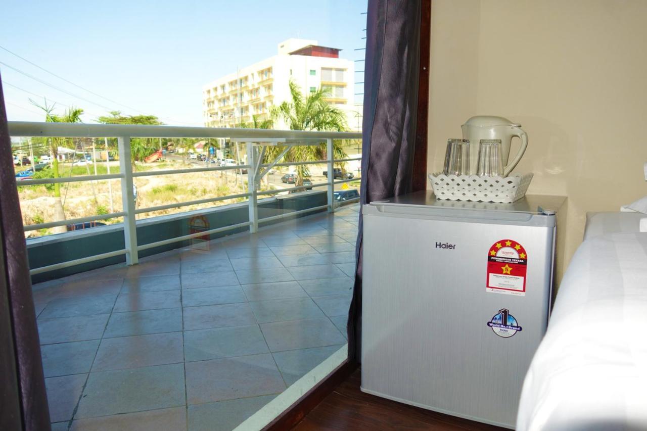 Ae Semporna Guesthouse 极潜旅店 Esterno foto
