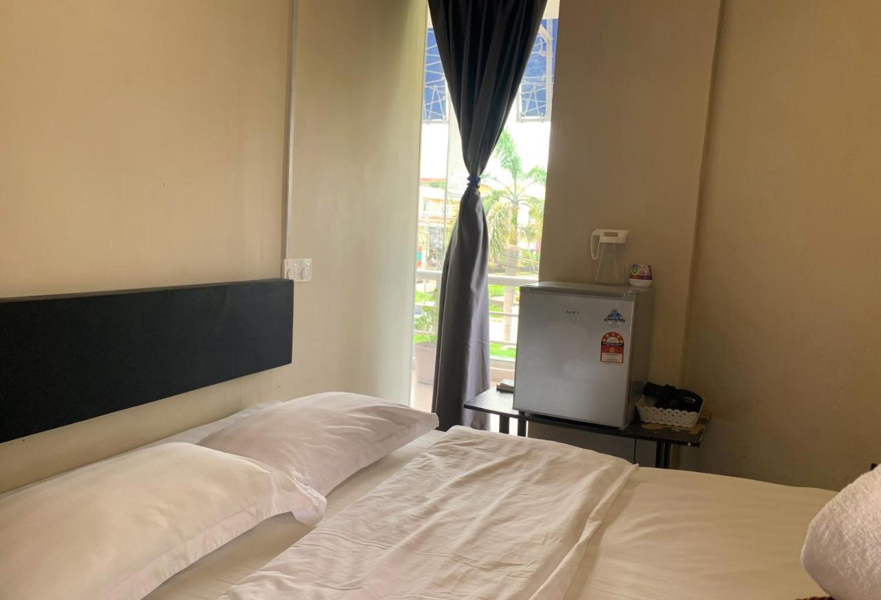 Ae Semporna Guesthouse 极潜旅店 Esterno foto